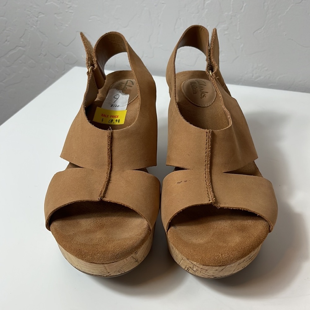 Clarks Tan Cork Wedge Sandals Size 9 - Picture 2 of 7
